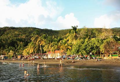 Plage de Malendure Voyage en Guadeloupe - Grandir et s'émerveiller en famille
