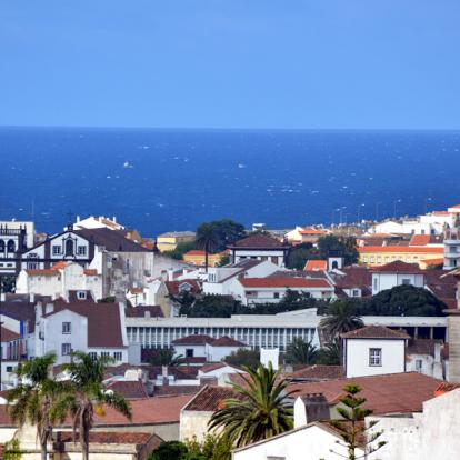 Sao Miguel - Ponta Delgoda Voyage au Portugal: Vacances au Pays des Géants Verts