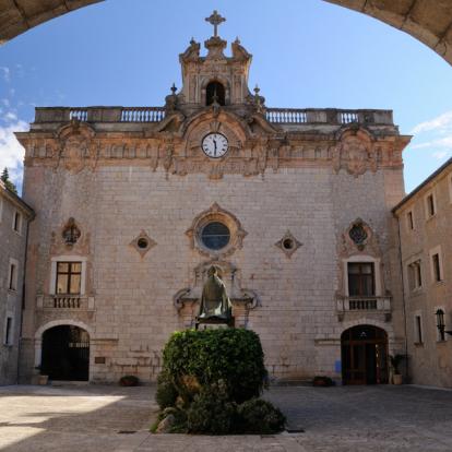 Circuit aux Baléares : Entre Découverte et Détente