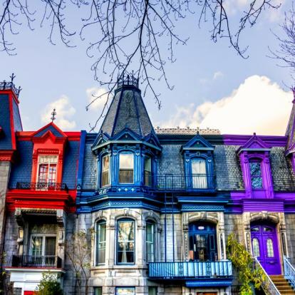 Quebec - Montreal - Part of the Victorian homes with roof color Voyage au Québec : Semaine de Glisse