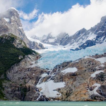 Circuit au Chili : Entre Déserts, Glaciers et Moais