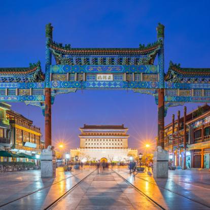 Beijing - Zhengyang Gate, Qianmen street Voyage en Chine : Contraste de la Chine