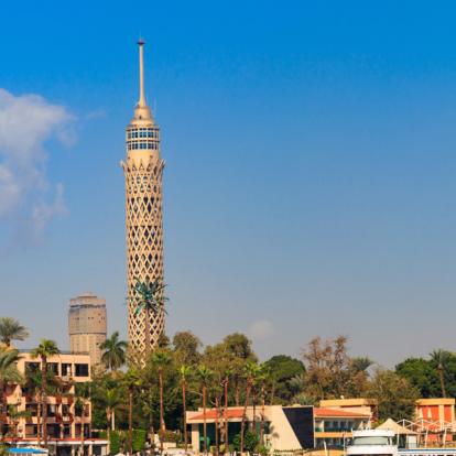 Le Caire - tall TV tower Voyage en Egypte : Anoukis
