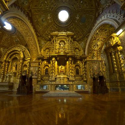 Quito - The Church of the Society of Jesus Voyage en Equateur : Andes et Littoral