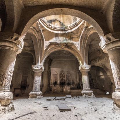 Geghard monastery Voyage en Géorgie : La Transcaucasienne