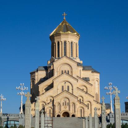 Tbilissi -The Holy Trinity Cathedral Voyage en Géorgie : Le Grand Tour de la Géorgie