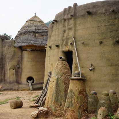 Voyage au Ghana: Randonnées Pédestres et Culturelles