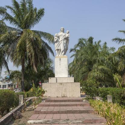 San Pedro Sula Voyage au Honduras: Découvertes et Plongées au Honduras