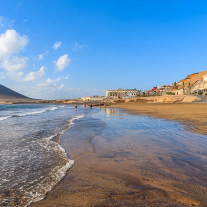 Tenerife - El Medano beach Voyage aux Iles Canaries : Randonnée à Tenerife, Entre Mer et Montagne
