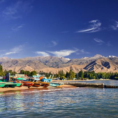 Circuit au Kirghizistan : Lac Issyk Kul, Perle d'Asie Centrale