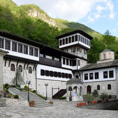 Circuit au Kosovo : Autotour en Terre Inconnue