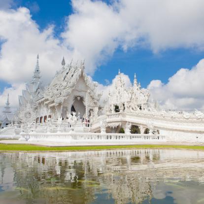 Chang Rai - Wat Rong Khun Circuit du Nord au Sud : L'Essentiel du Laos