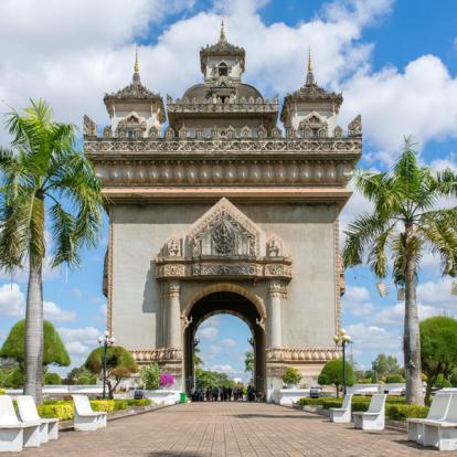 Vientiane - Patuxai monument Voyage au Laos : Vientiane, la boucle par le Nord