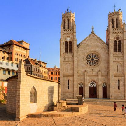 Andohalo Cathedral in Antananarivo Voyage à Madagascar: L'Ouest Insolite