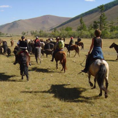 Circuit en Mongolie : Randonnée Equestre au lac de Khagiin Khar Nuur