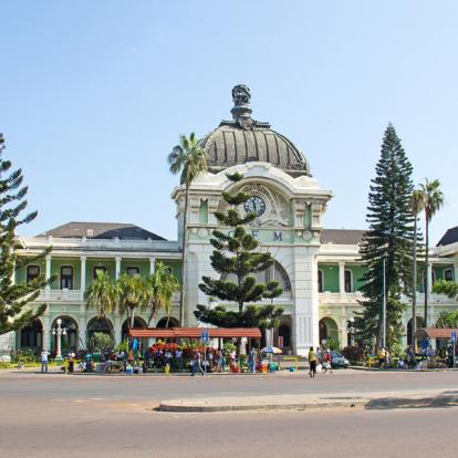 Maputo - Train Station Voyage au Mozambique : A la Découverte du Sud Mozambique