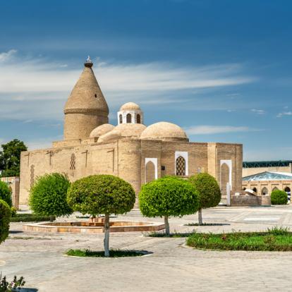 Voyage en Ouzbékistan : Les Mystères de la Route de la Soie