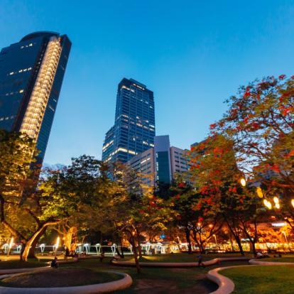 Manille - Makati City - Ayala Triangle Park Voyage aux Philippines - Découverte des Merveilles Des Philippines
