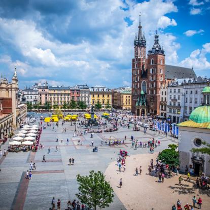 Cracovie - Place Centrale Voyage en Pologne : Cracovie et ses environs