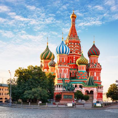 Moscou -St. Basil's Cathedral in Red square Voyage en Russie : Histoire Russe à travers ses Capitales