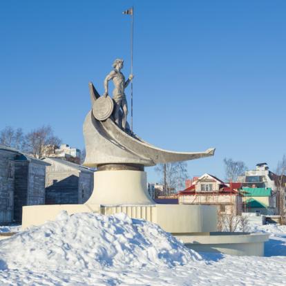 Petrozavodsk Voyage en Russie : 100 km en Traîneau à Huskies en Carélie