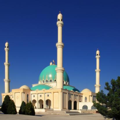 Voyage au Turkménistan : Les Charmes Cachés du Désert