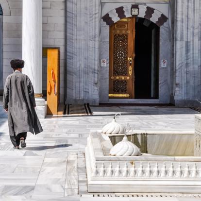 Ashgabat Voyage au Turkménistan : Les Trésors des Civilisations