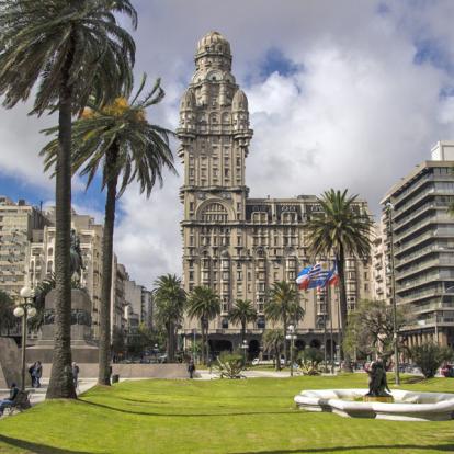 Montevideo - Salvo Palace - Independence Square Voyage en Uruguay : Duo Uruguayen