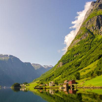 Voyage en Norvège : Aventure dans les Fjords