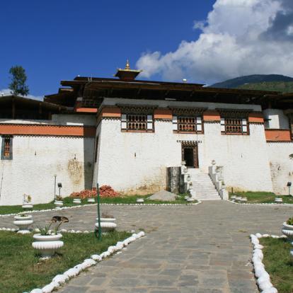Thimphu - Simtokha Dzong Voyage au Bhoutan : Le Bhoutan de l'Ouest en Famille