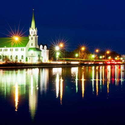 Reykjavík Voyage en Islande - Geysers et Or Noir