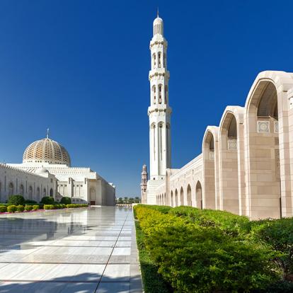Muscat -Sultan Qaboos Grand Mosque Voyage au Sultanat d'Oman - Le Tour d’Oman en famille