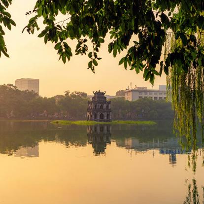 Hanoi - Hoan Kiem Lake Voyage au Vietnam - Trek et Rencontres au cœur des Minorités du Haut Tonkin