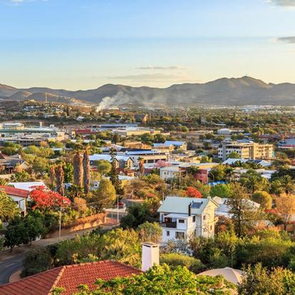 Windhoek Voyage en Namibie - Sous les Etoiles